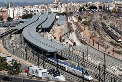 El AVE ya llega a Valencia