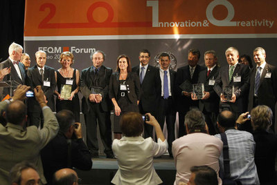 PREMIOS A LA EXCELENCIA