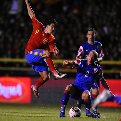 Bojan remata ante Vida.