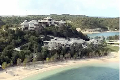 Imagen del programa de la RAI  Report  que muestra la finca de Berlusconi.