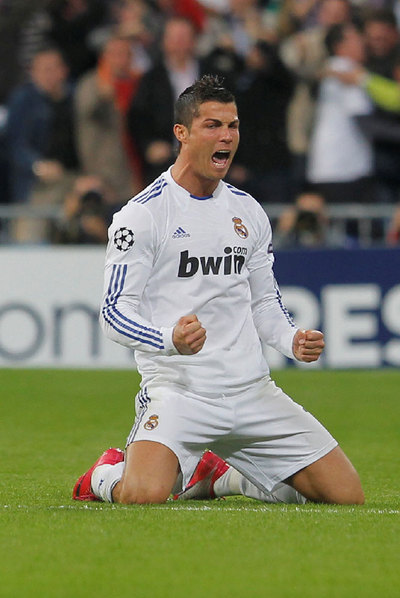 Cristiano Ronaldo celebra su gol al Milan.