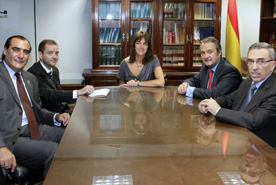 Mendia se reúne con los jueces conservadores