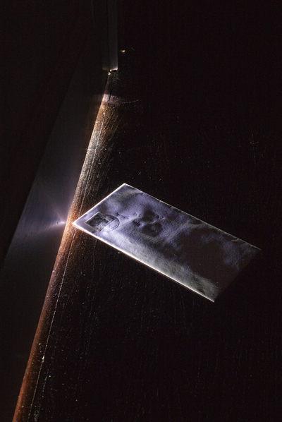 Muchas cartas se leen como la crónica de un tiempo, permitiendo, de paso, conocer el carácter, las opiniones y las manías de los autores.