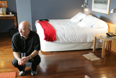 Tony Judt (Londres, 1948-Nueva York, 2010), retratado en 2006.