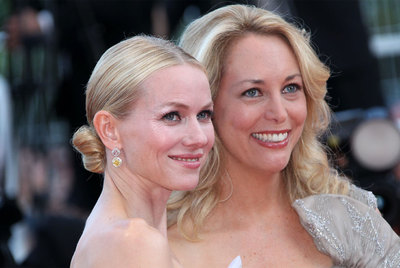 Naomi Watts (izquierda) y Valerie Plame, durante la presentación de  Caza a la espía .