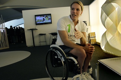 Esther Vergeer, la menor tenista del mundo en silla de ruedas, en Valencia.