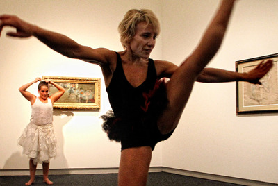 SOL PICÓ BAILA A PICASSO Y DEGAS
