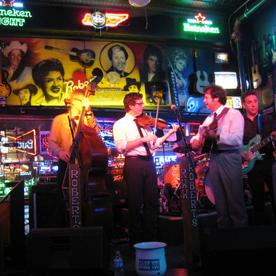 Legendario bar Robert's, donde toca la banda de  honky tonk  Brazilbilly, en Nashville (EE UU)