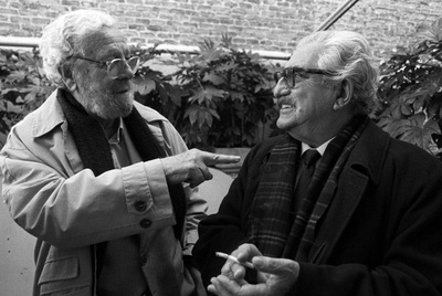 Con Juan Antonio Bardem, coguionista en  ¡Bienvenido, mister Marshall! 