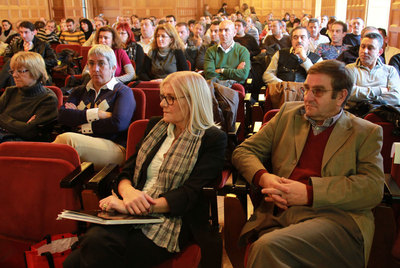 "ESCASAS" SUBVENCIONES A LOS AGENTES SOCIALES