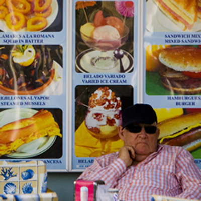 Terraza de un restaurante en el mirador de la punta Canfali, en Benidorm