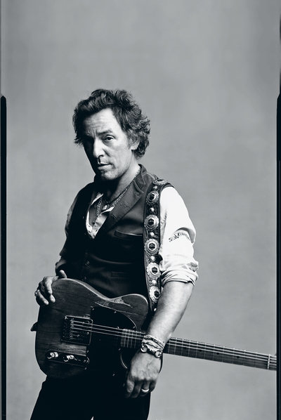 Leyenda. Springsteen, su guitarra y su actitud. Hay cosas que no cambian. 
