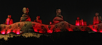 Barcelona se ilumina de rojo el Día Mundial del Sida