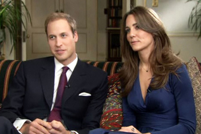 El príncipe Guillermo y su novia, Kate Middleton, durante la entrevista en la cadena ITN donde anunciaron su enlace.