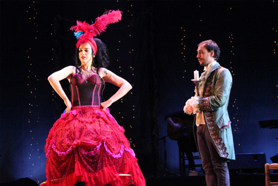 Marina Abad y Xavier Ripoll, en un momento de  los ensayos de   Lola, la comedianta . 