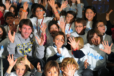 Messi pide ayuda para los niños más necesitados