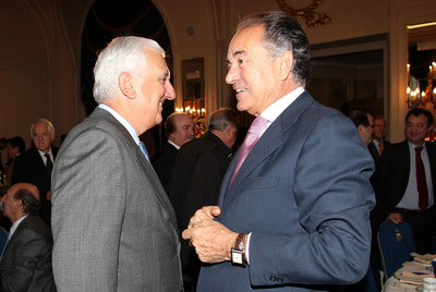 Santiago Herrero (a la izquierda) y Jesús Banegas, el pasado viernes en Madrid.