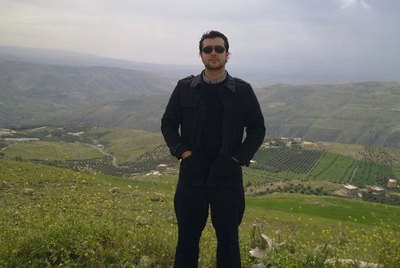 Imagen difundida en Internet del supuesto terrorista suicida.