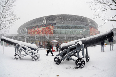 LA NIEVE CONGELA LA 'PREMIER'
