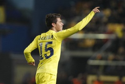Catalá celebra el primer gol del partido.