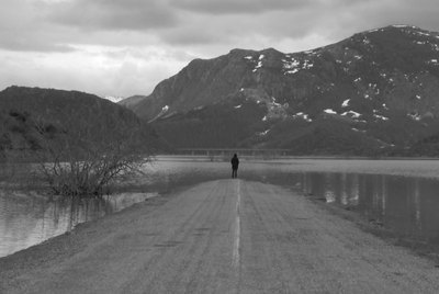 Fotograma del documental  Los materiales,  de Los Hijos.