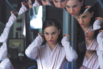  Black swan , de Darren Aronofsky, protagonizada por Natalie Portman.