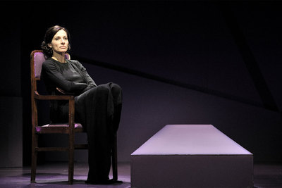 Natalia MIllán, en el papel de Carmen Sotillo en el regreso de la obra  Cinco horas con Mario. 