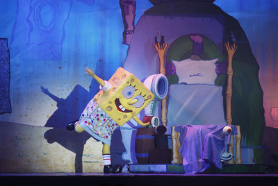 Bob Esponja abandona el fondo del mar y sube a la superficie del BEC