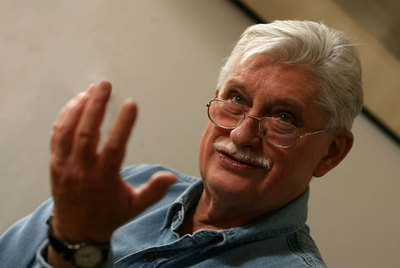 Jiri Dienstbier, en marzo de 2007 en Praga.