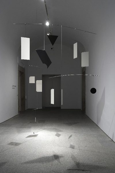  Zentrum (lynne) , 2011, de Dorit Margreiter.