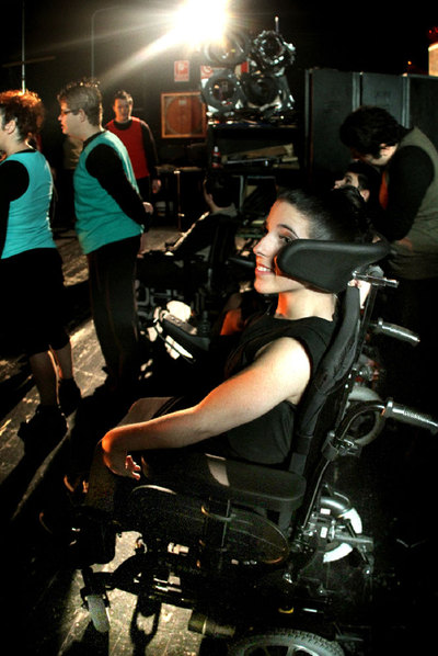 Pasarela solidaria en Torrent