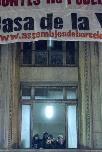 Desalojado un edificio 'okupado' en Via Laietana