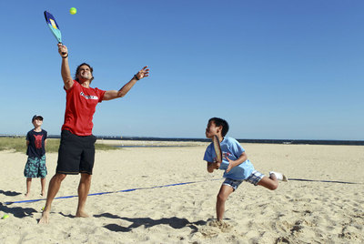 Ferrer prepara su semifinal en la playa
