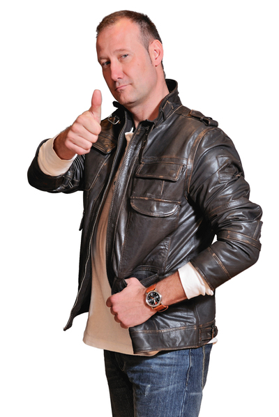 Pedro García Aguado ejerce de  coach  en el programa  Hermano mayor,  que se emite en Cuatro.