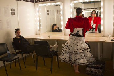 La moda flamenca seduce a 55.000 personas