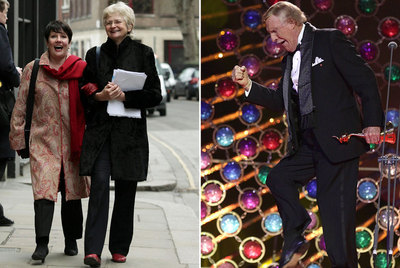 La presentadora Miriam O'Relly a la izquierda de su abogada y Bruce Forsith (derecha).