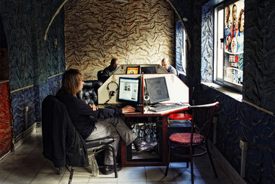 Interior del cibercafé donde fue arrestado el  bloguero  egipcio Jaled Said en Alejandría (norte de Egipto).