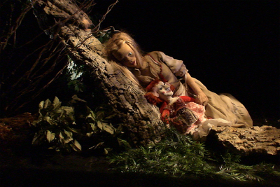 Una imagen de la obra  Aullidos,  del Teatro Corsario, dentro del ciclo  Títeres para adultos  en el Círculo de Bellas Artes.