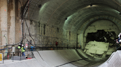 La tuneladora  Gran Vía  rompe el último obstáculo hasta alcanar las inmediaciones de la estación madrileña de Atocha.