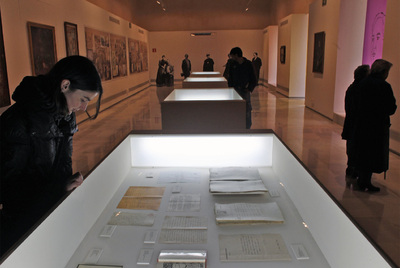 Un aspecto de la exposición   Sevilla y los Machado,   en el Centro Cultural Santa Clara.