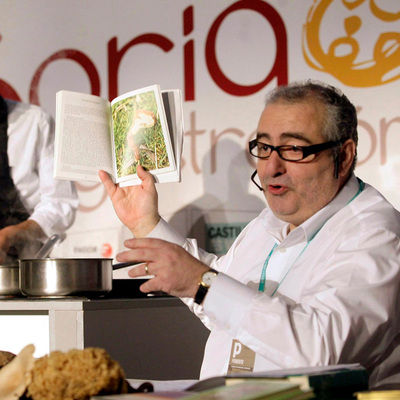 El cocinero Santi Santamaría, durante su intervención en el Congreso Internacional de 'Soria Gastronómica', el pasado 19 de octubre de 2010.