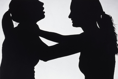 Women's Physical Contact (2002), de Juliâo Sarmento.