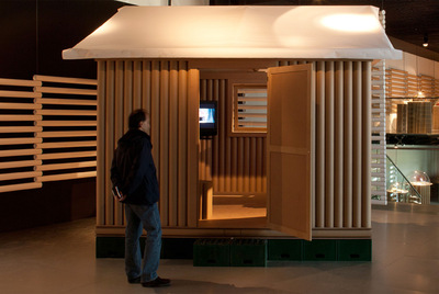  Paper Log House,  de Shigeru Ban, expuesta en Arquería.