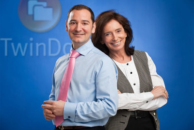 Alfonso Lahuerta e Isabel Aguilera, de TwinDocs.