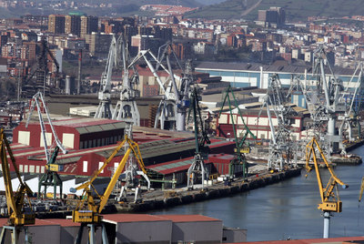 Instalaciones del astillero La Naval de Sestao.