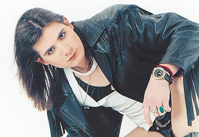  Josmar, cantante y protagonista del filme  FBI, Frikis Buscan Incordiar  