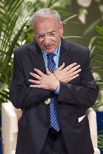 ANDALUCÍA DISTINGUE A ALFONSO GUERRA, UN "ANDALUZ ESPAÑOL"