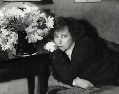 Colette  (París, 1930).