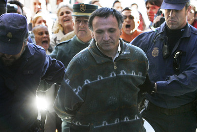 Santiago del Valle, acusado en el  caso Mari Luz,  llega al juzgado.