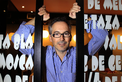 Solís ha sido premiado por  La bruxa,  un cuento agridulce.